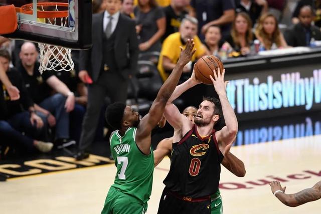 沙尔克04引入AI技术 助力球探和运营效率提升